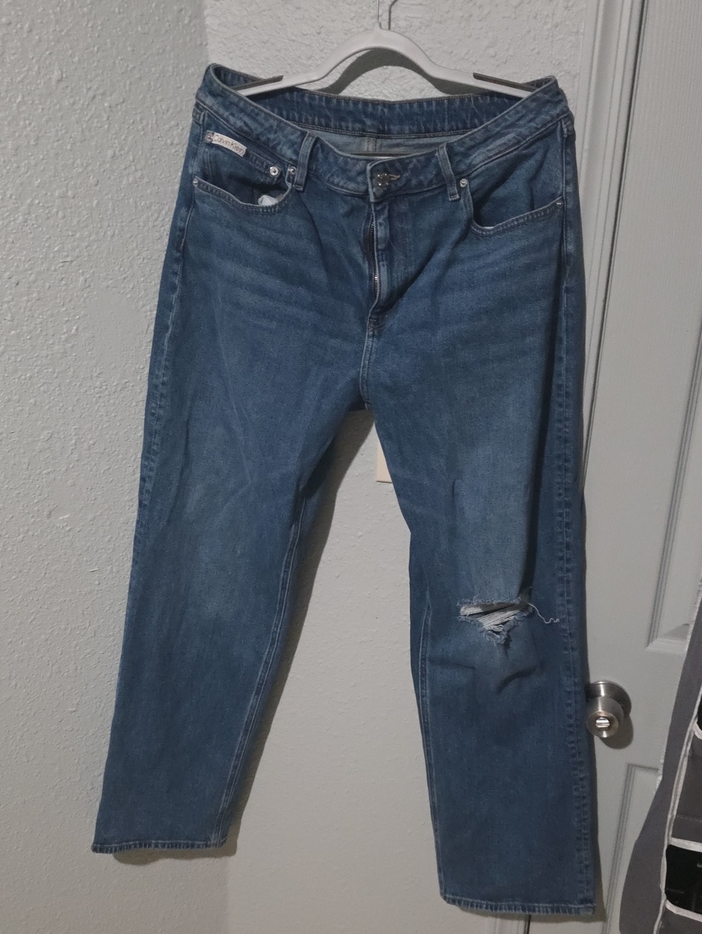 Calvin Klein Signatire 90s Straight-Leg Jeans 32